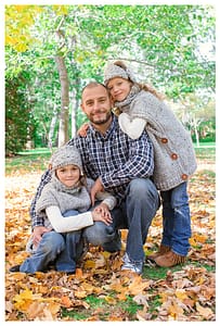 Family Portraits by Candra Schank Photography. Owen Sound and Grey and Bruce portrait photographer.